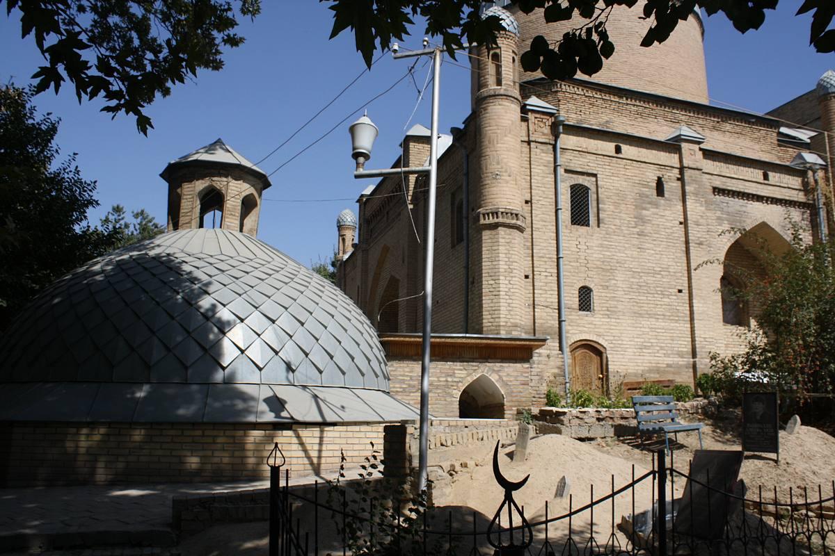 The Mausoleum of Zaynuddin Baba